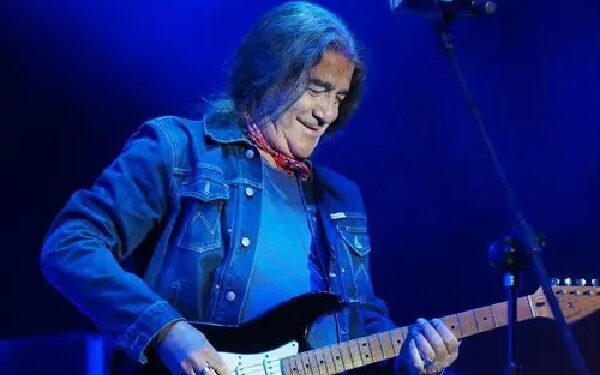 Pavia – Drupi al Fraschini per il “Da Piccola e Fragile” tour