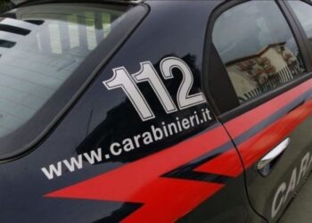 Limbiate – “E’ una rapina, dammi le sigarette!”