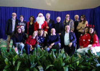 Carate Brianza – Dalla Bcc oltre 500 doni per il Natale dei bambini