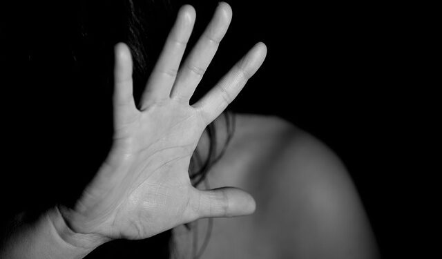Milano – Comune, università e 40 realtà per prevenire la violenza contro le donne